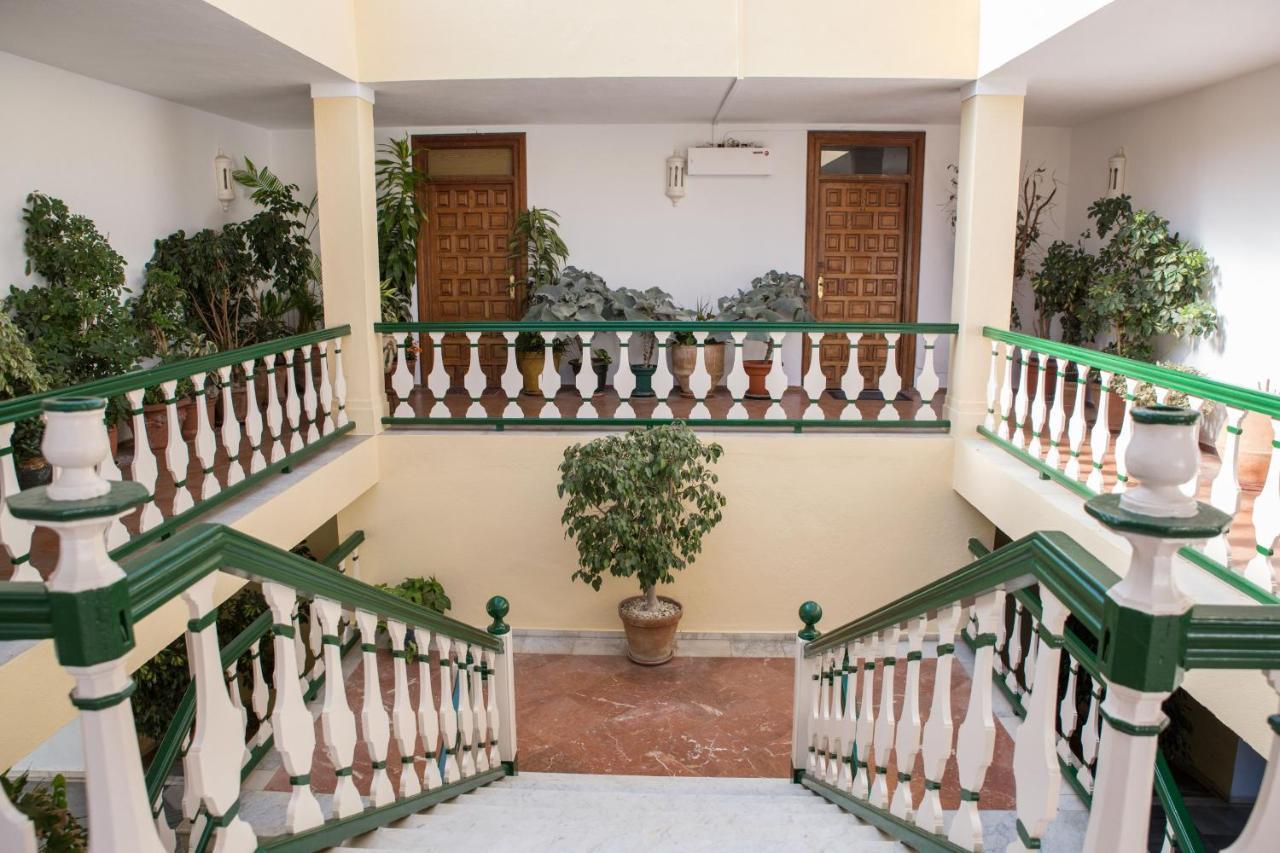 Expo Apartment Golden Mile Марбеля Екстериор снимка